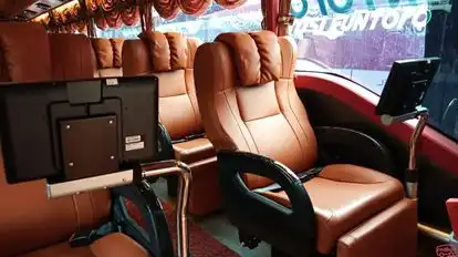 Sanwa Express Bus-Amenities Image