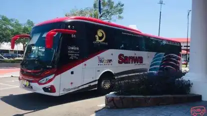 Sanwa Express Bus-Side Image