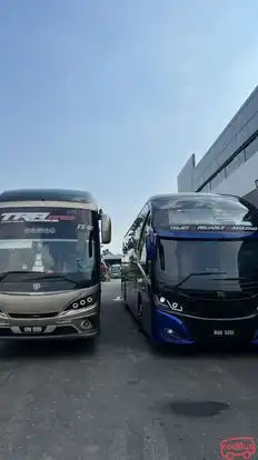 TRA XPRESS Bus-Front Image