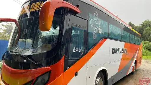 Kurnia Suria Bus-Front Image