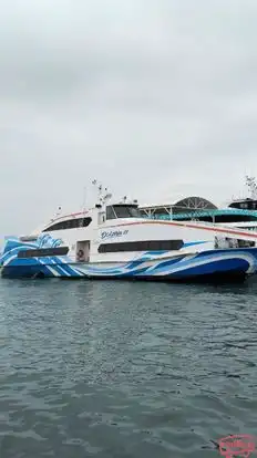 Dolphin Ferries Ferry-Side Image