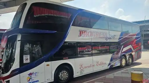 Progress Liner Bus-Front Image