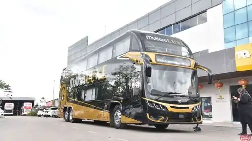 Mutiara LUXE  Bus-Front Image