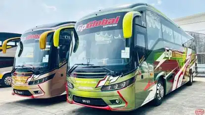 GP Global Travel Bus-Front Image