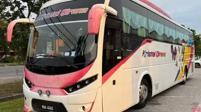 Kristal Qirana Bus-Side Image