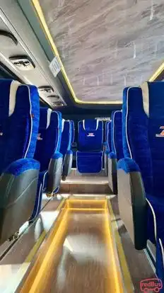 Zaim Express Singapore Bus-Front Image