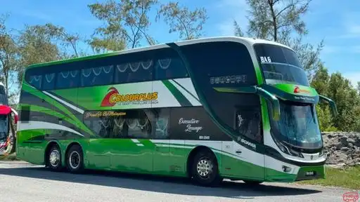 COLOURPLUS EXPRESS Bus-Front Image