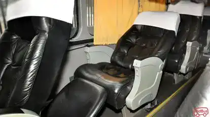 Jaksa Bus-Seats Image