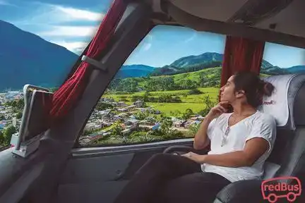 Movil Tours Bus-Front Image