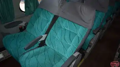 Palomino Bus-Seats Image