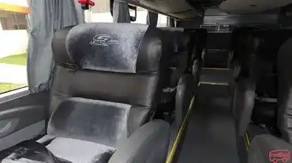 Selva Central Bus-Seats Image