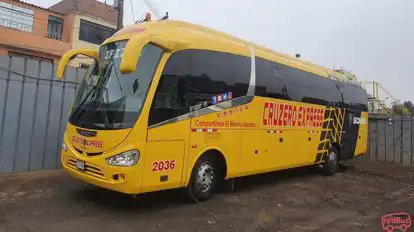 Cruzero Express Bus-Front Image