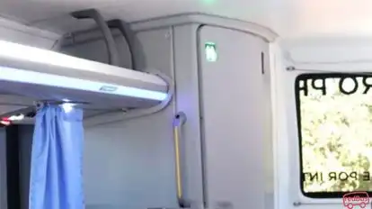 Cruzero Express Bus-Amenities Image