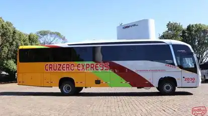 Cruzero Express Bus-Side Image