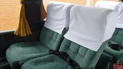 Cruzero Express Bus-Seats Image