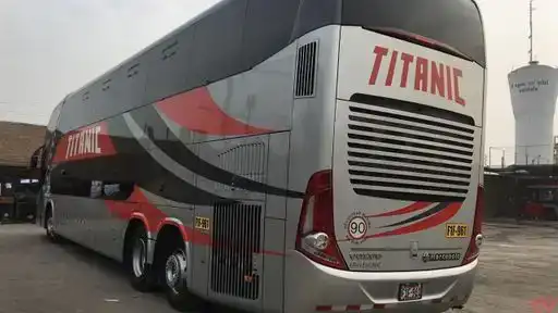 Turismo Titanic Bus-Front Image