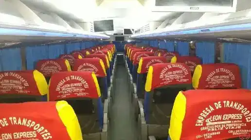 Leon Express Bus-Front Image