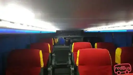 Leon Express Bus-Front Image