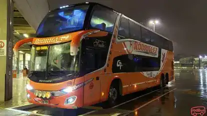 Tours RodrÃ­guez Bus-Front Image