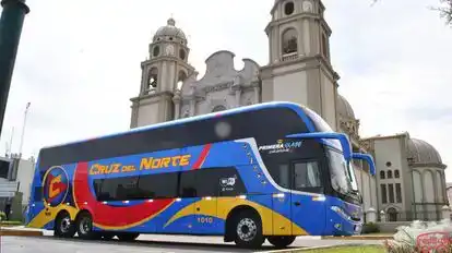 Cruz del Norte Bus-Side Image