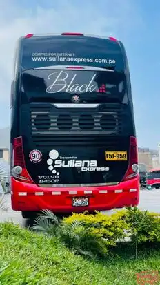 Transportes Sullana Express Bus-Front Image