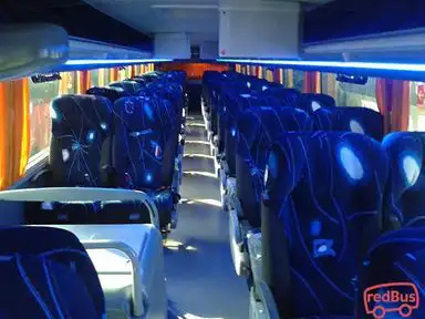 Empresa 14 Bus-Front Image