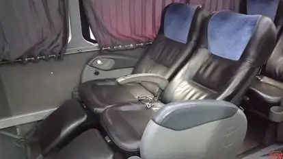 Turismo Cautivo Bus-Seats Image