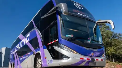 Turismo Cautivo Bus-Front Image