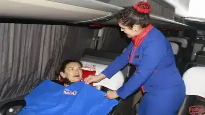 Turismo Raraz Bus-Front Image