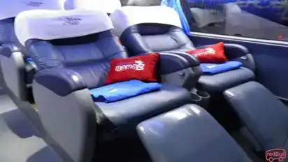 Turismo Raraz Bus-Front Image