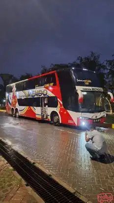 Transportes Mendo Bus-Front Image