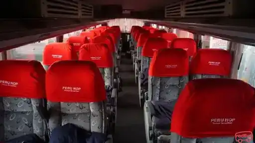 Peru Hop Bus-Front Image
