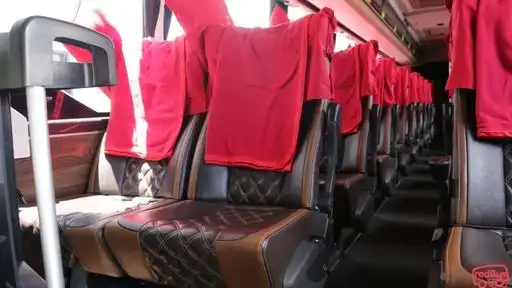 OL_Not Null Travels Bus-Front Image