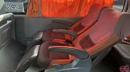 Pool Dorado Bus-Seats Image