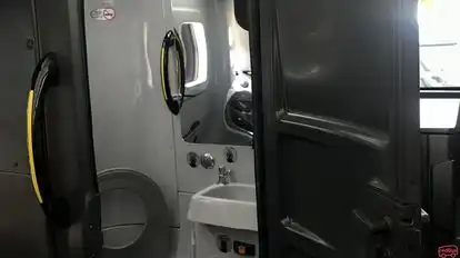 Instabus Bus-Amenities Image