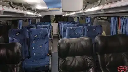 Turismo J Nazareno Bus-Seats Image
