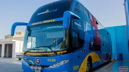 Cruz del Norte Bus-Front Image