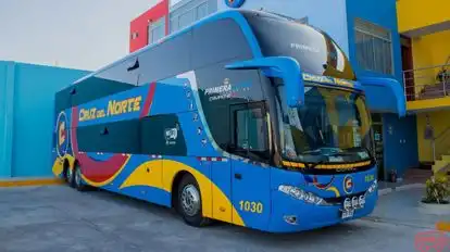 Cruz del Norte Bus-Side Image