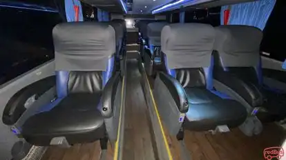 Internacional Crucero Bus-Seats layout Image