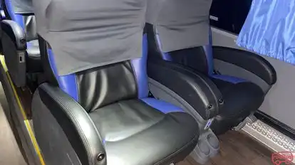 Internacional Crucero Bus-Seats Image