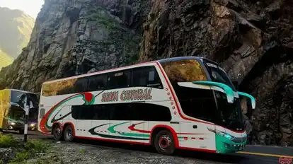 Selva Central Bus-Side Image