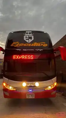 Transportes Ejecutivo Express Bus-Front Image