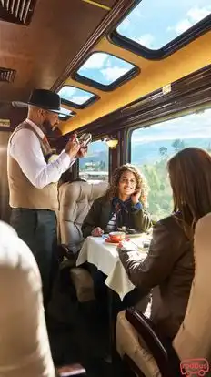 Inca Rail Bus-Side Image
