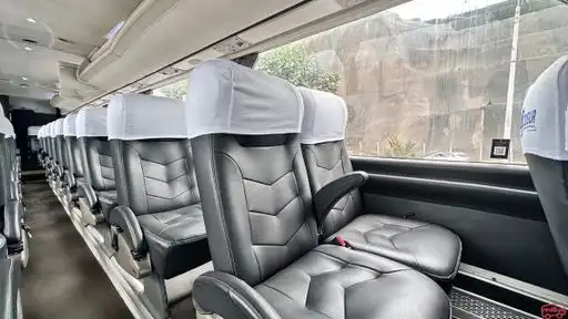 Wayra Journey Bus-Front Image