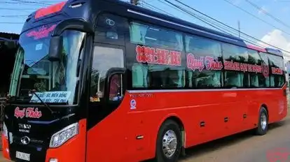 Quý Thảo Bus-Front Image