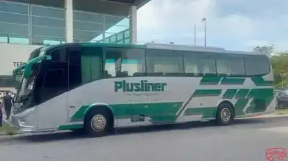 Plusliner Bus-Side Image