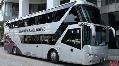 Luxury Coach Bus-Side Image
