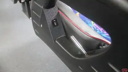 The One Tours & Travel (Five Stars Express) Bus-Amenities Image