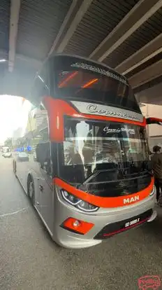 Cosmic Singapore Express Bus-Front Image