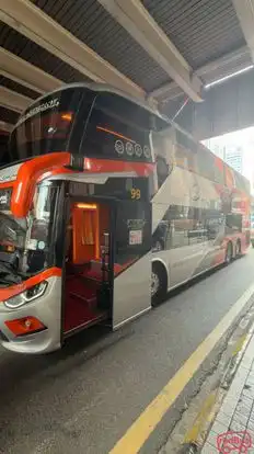 Cosmic Singapore Express Bus-Side Image